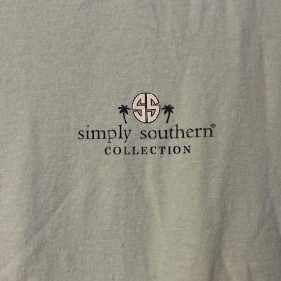 Simply Southern T-shirt - Size M - Picture 3 of 6